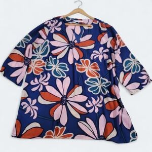 Violet & Claire Bold Floral Tunic Top Size 1X